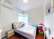 大芬油画苑-主卧