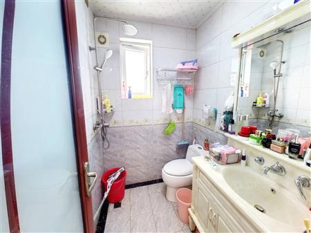 大芬油画苑-卫生间