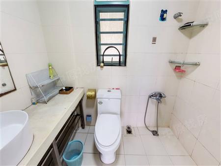 佳兆业可园（四期）-卫生间