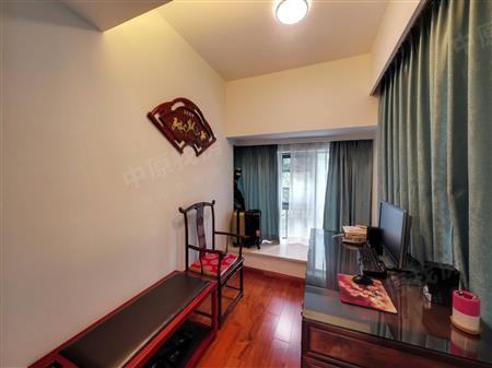 十五峯花园-书房