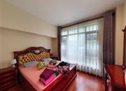 十五峯花园-次卧