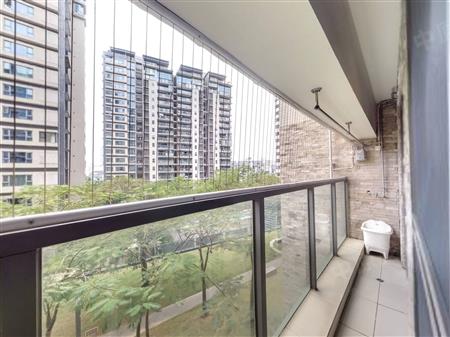 十五峯花园-阳台