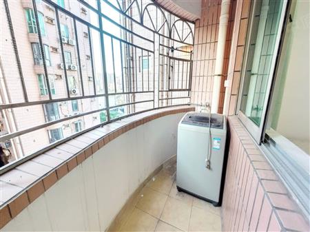 龙珠花园（C区）-阳台