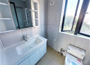 悦峰华府-卫生间