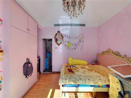 倚山花园（一期）-次卧