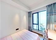 半岛城邦花园三期-次卧