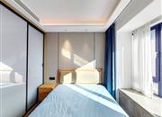 半岛城邦花园三期-主卧