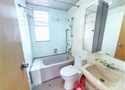 文华花园-卫生间