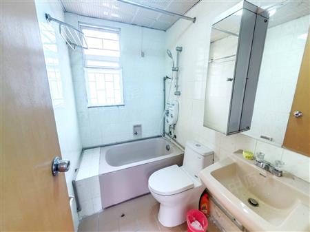 文华花园-卫生间