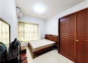 东方盛世花园-主卧