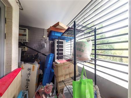 十五峯花园-阳台