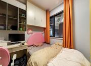 君胜熙珑山花园-次卧