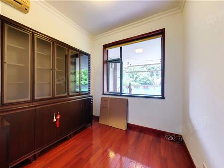 香蜜湖水榭花都（二期）-次卧