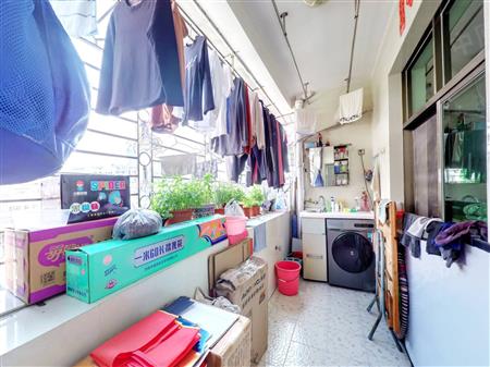 31区农贸市场-阳台