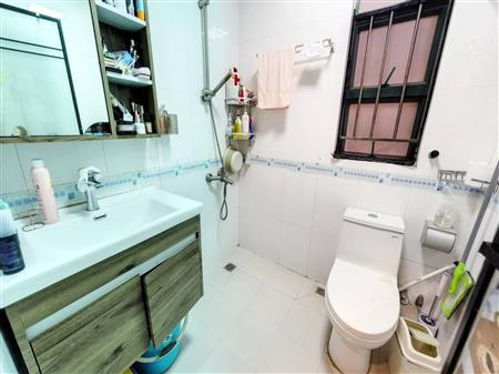 冠城世家-卫生间