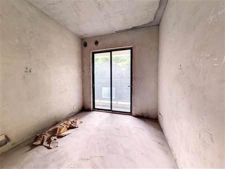 天鹅堡三期-次卧