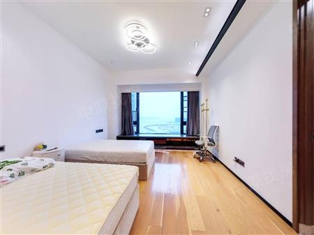 海上世界双玺花园三期-次卧