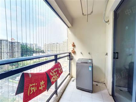 英郡年华花园（三期）-阳台