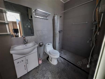 全海花园-卫生间