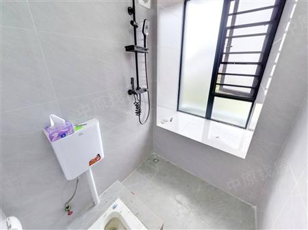 悦峰尚府-卫生间