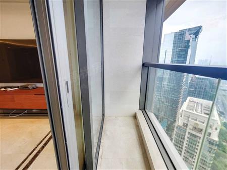 东海国际公寓-阳台