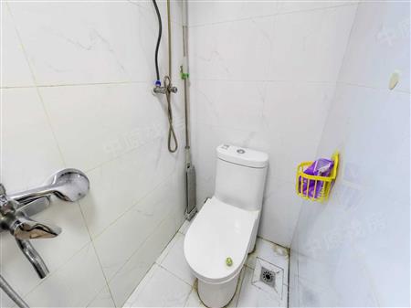 龙光玖云著大楼-卫生间