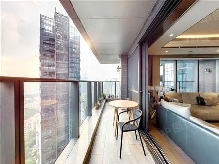 新天鹅堡一期-阳台