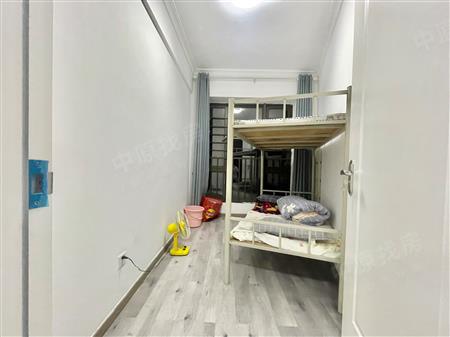 星河传奇花园（一期）-次卧