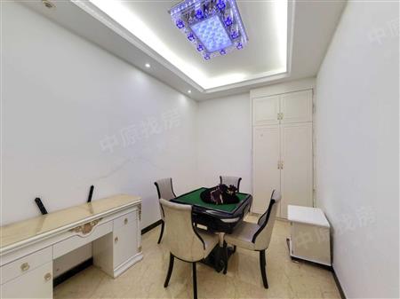 泛海拉菲花园（一期）-次卧