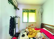 云顶翠峰一期-次卧