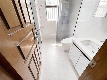 广岭家园-卫生间