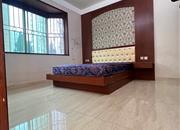 新港鸿花园-主卧