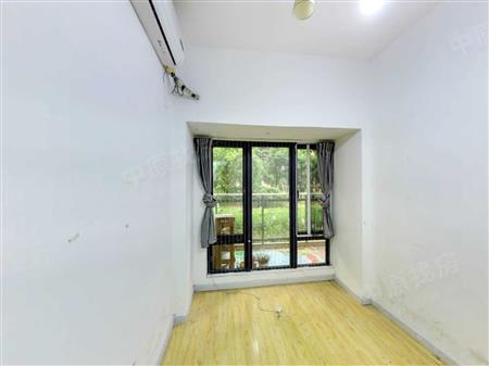 佳兆业城市广场（三期）-次卧