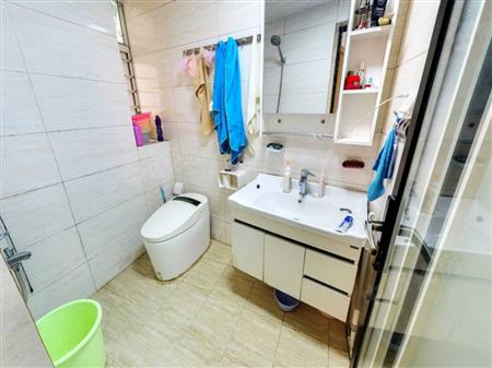 金城华庭-卫生间