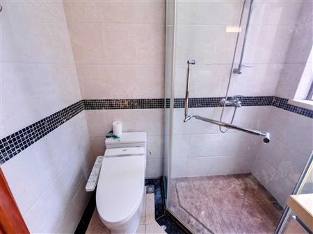 天峦湖花园-卫生间