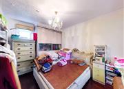 百仕达花园一期-主卧