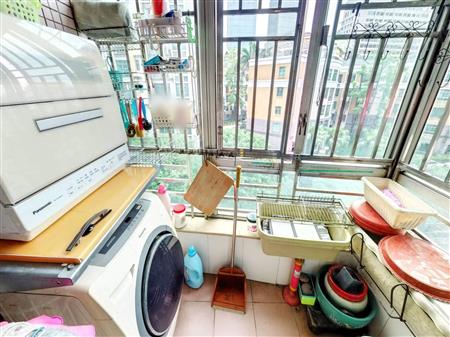 百仕达花园一期-阳台