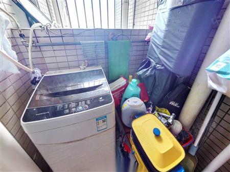 金色年华家园-阳台