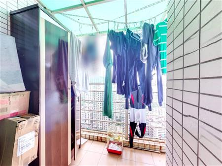 金色年华家园-阳台