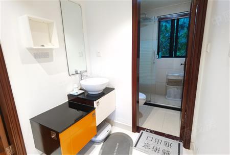 中海半山溪谷花园-卫生间