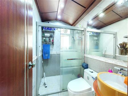 倚山花园（二期）-卫生间