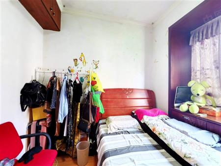 倚山花园（二期）-次卧