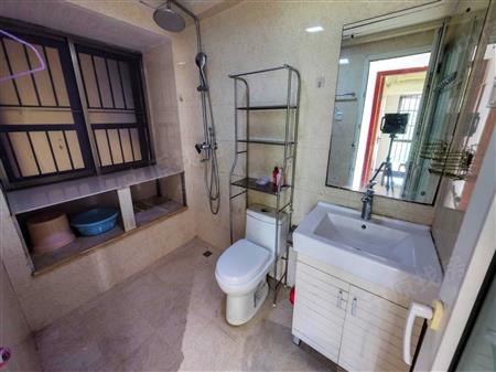 英郡年华花园（二期）-卫生间