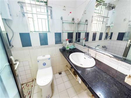 梅林一村-卫生间