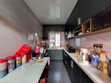 招商名仕花园-厨房