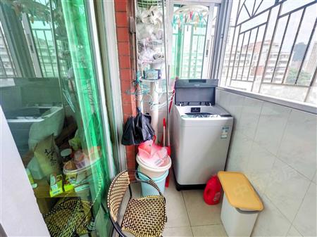 东方半岛花园-阳台