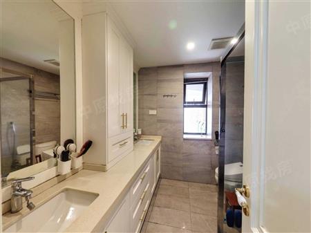 御景东方花园一期-卫生间