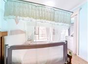 御景东方花园一期-主卧