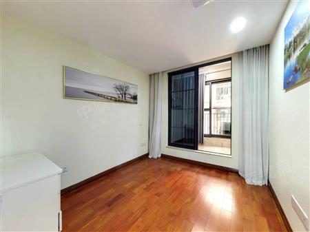 泛海拉菲花园（一期）-次卧