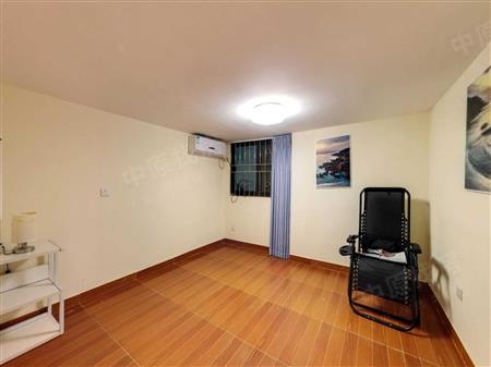 泛海拉菲花园（一期）-次卧